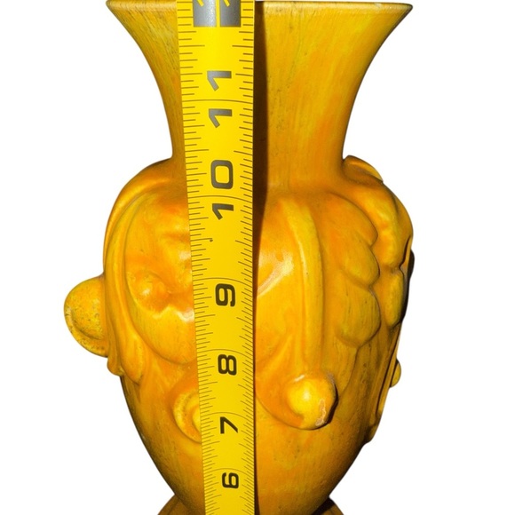 Vintage Royal Haeger USA Pottery Vase – Golden Yellow – 12” Tall - Picture 9 of 10